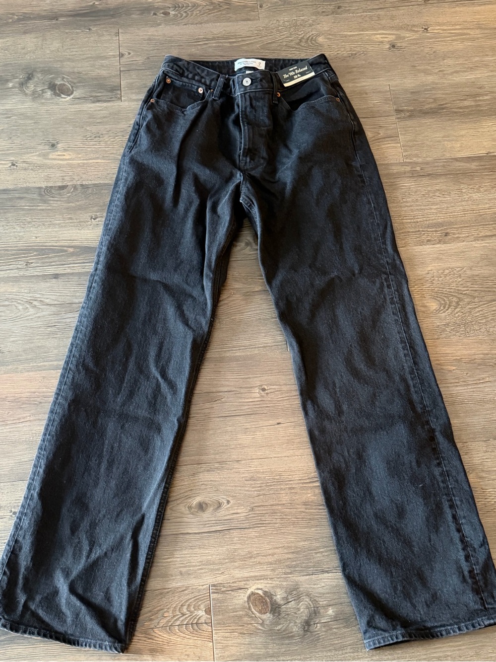 Abercrombie & Fitch Black High-Rise Relaxed Jeans